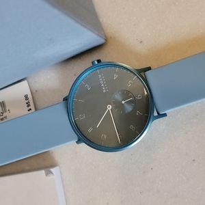 Skagen Denmark blue silicone strap watch